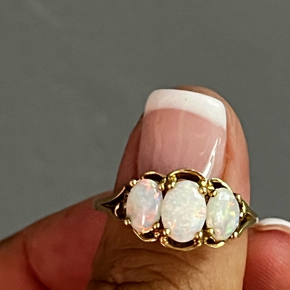 Elegant 14K Yellow Gold Triple Opal Ring - Picture 3 of 16